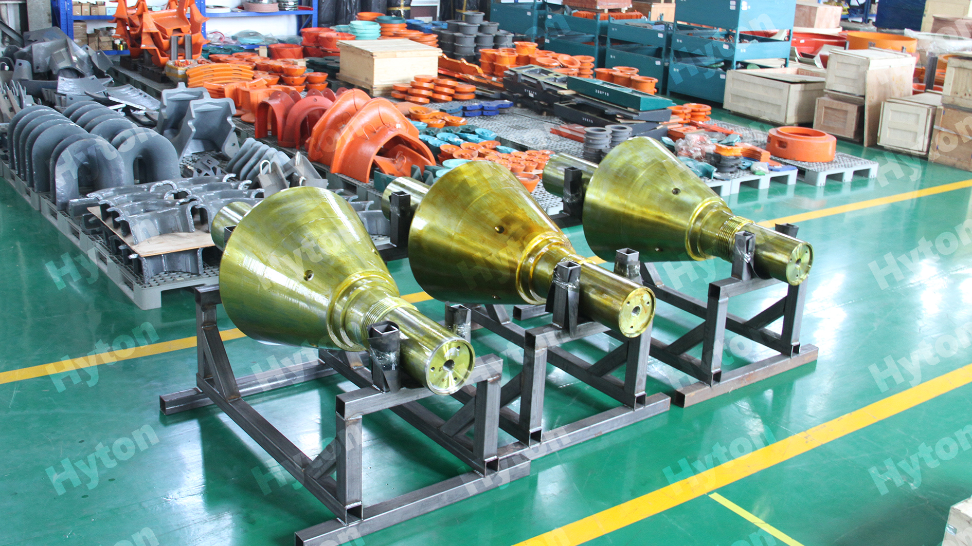 Hyton CH Cone Crusher Part Main Shaft.jpg