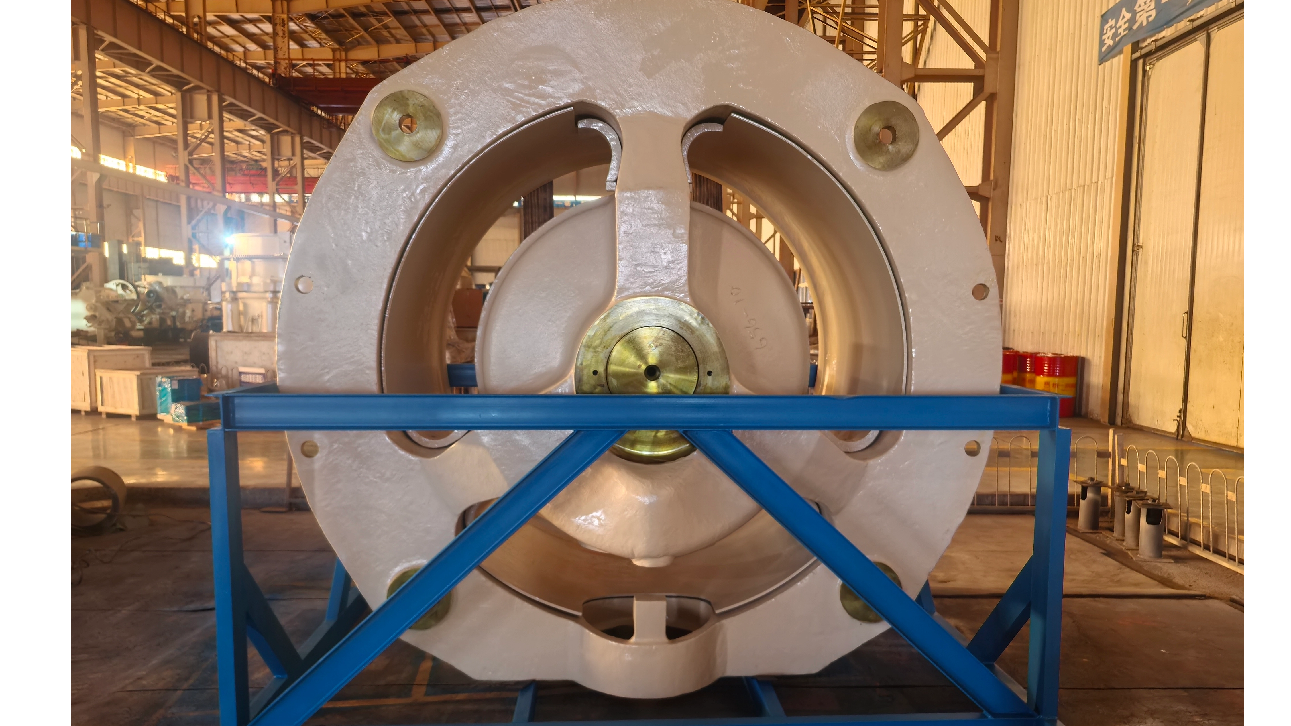 What Lies Behind the Stability of HP&MP Cone Crushers? — The Main Frame Assembly